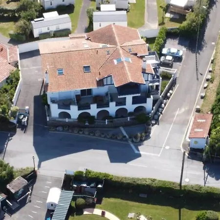 Appartement Les Pieds Dans L Eau Apartmán